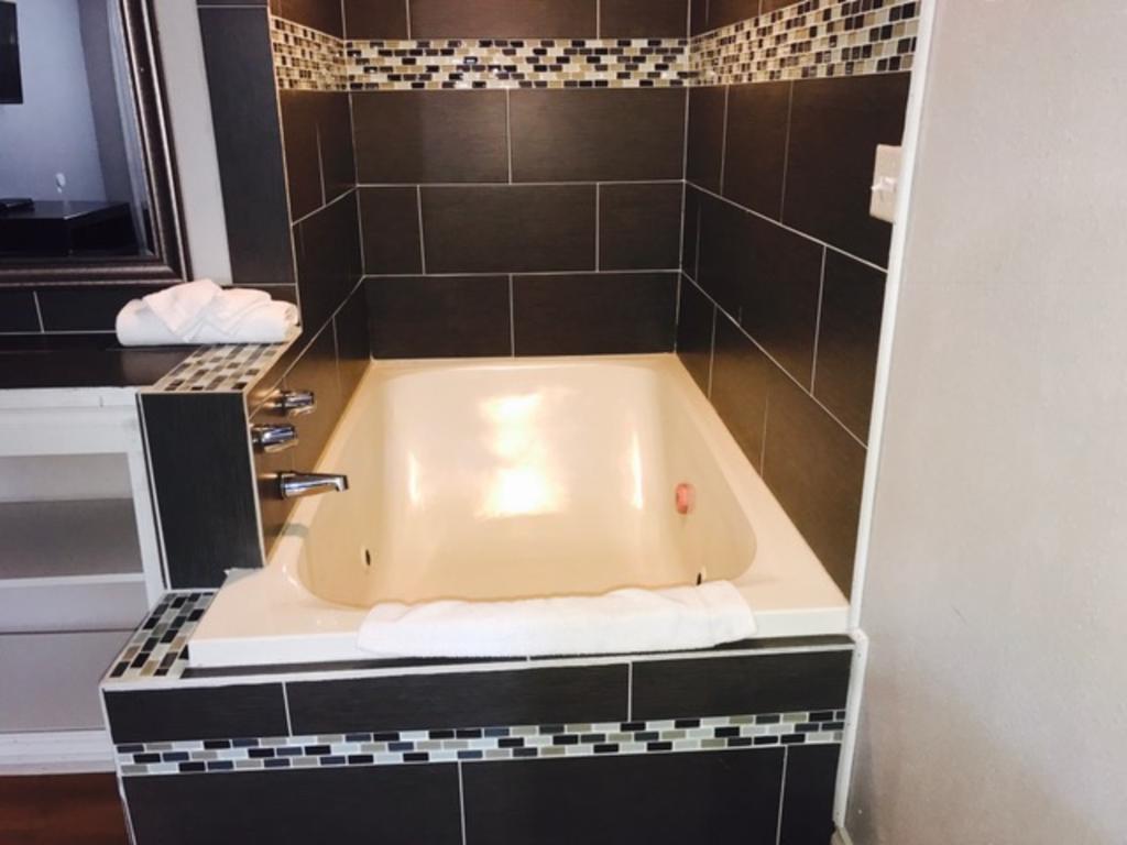 Kings Row Inn Milwaukie Zewnętrze zdjęcie